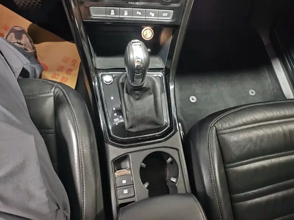 Volkswagen Touran — миниатюра 14