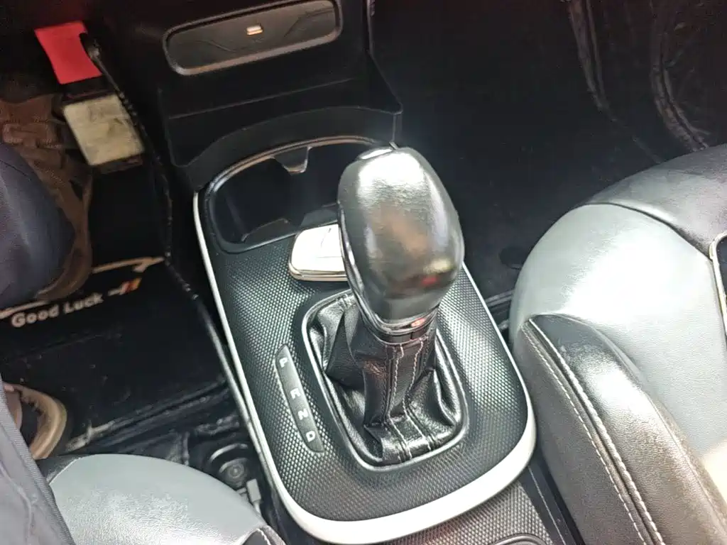 Roewe Clever — миниатюра 14