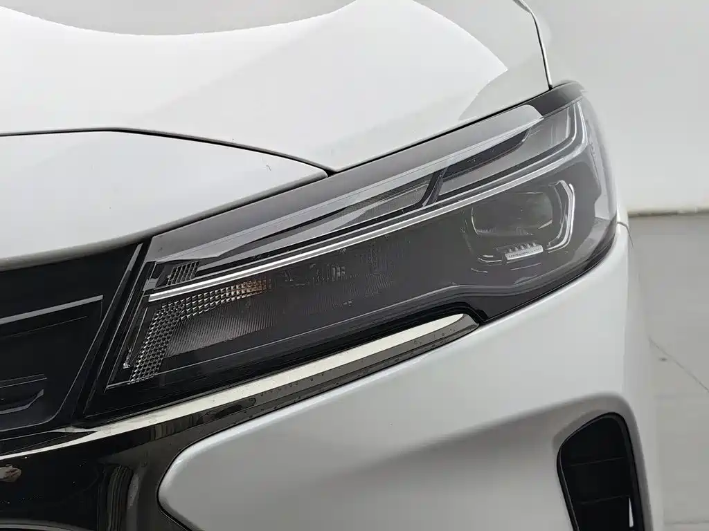Chevrolet Monza — миниатюра 7