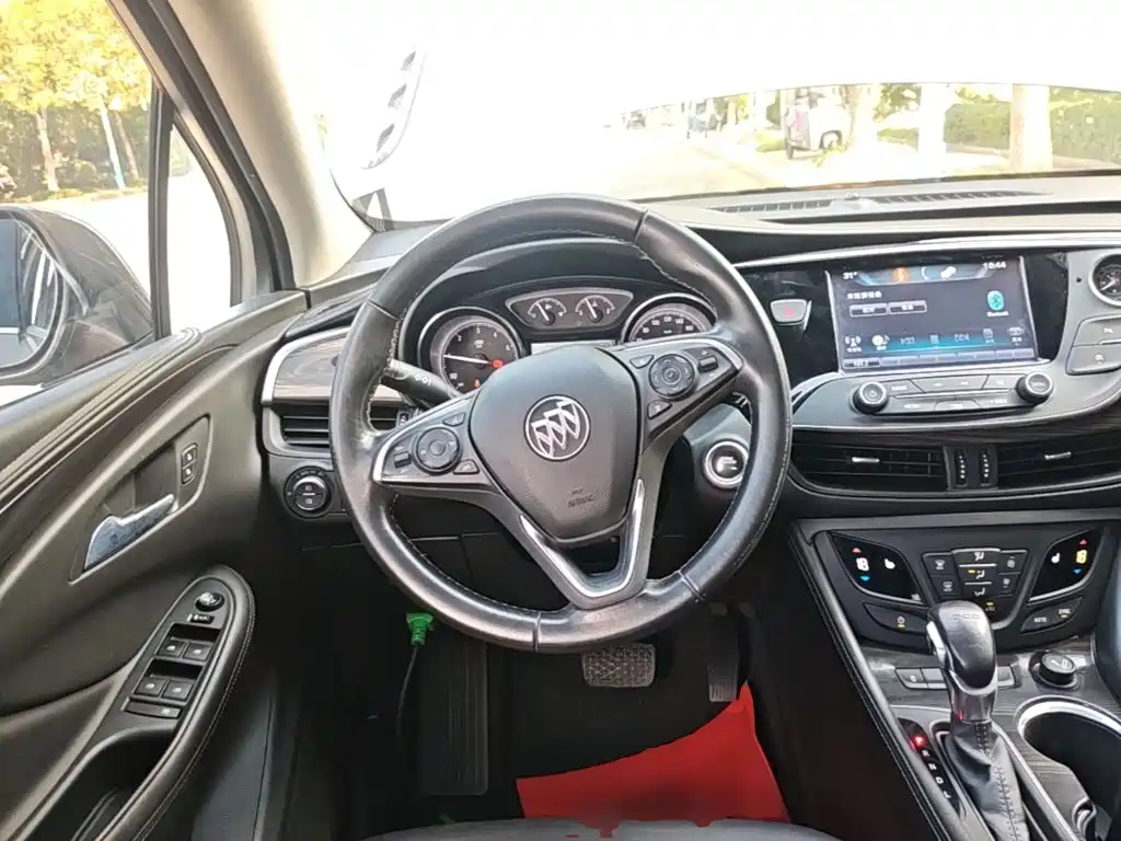 Buick Envision Plus — миниатюра 11