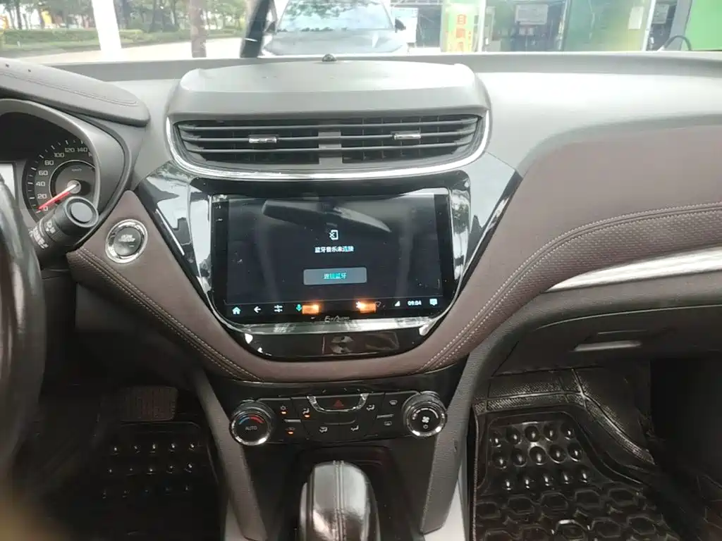 Chevrolet Malibu — миниатюра 13