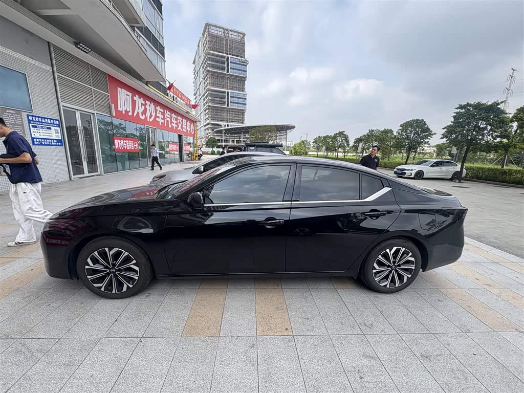 Nissan Teana 2.0 л 2026 г. Чёрный, пробег 7700 км