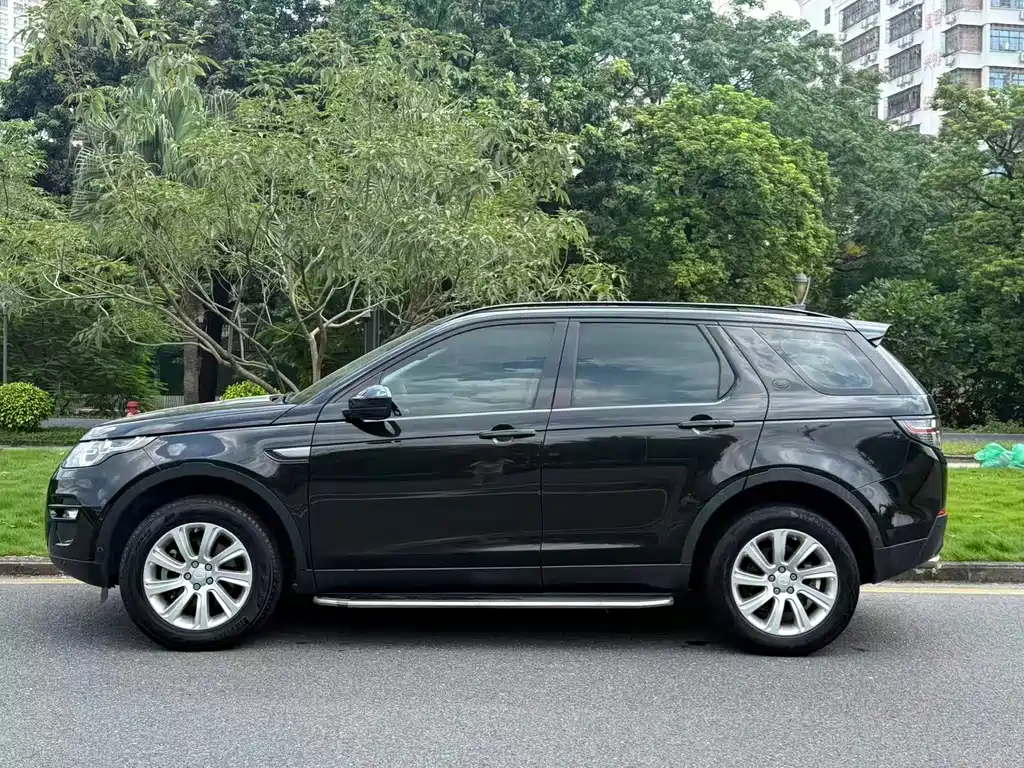 Land Rover Discovery Sport — миниатюра 3