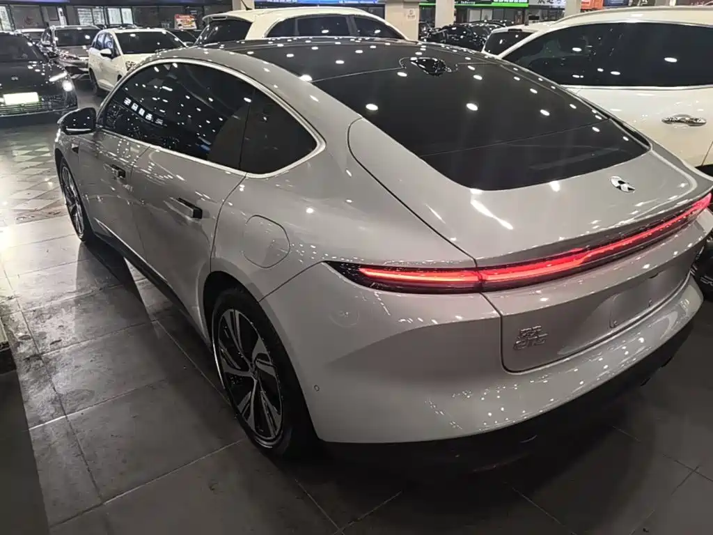 NIO ET5 — миниатюра 5