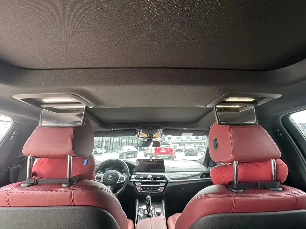 BMW 5 Series — миниатюра 16