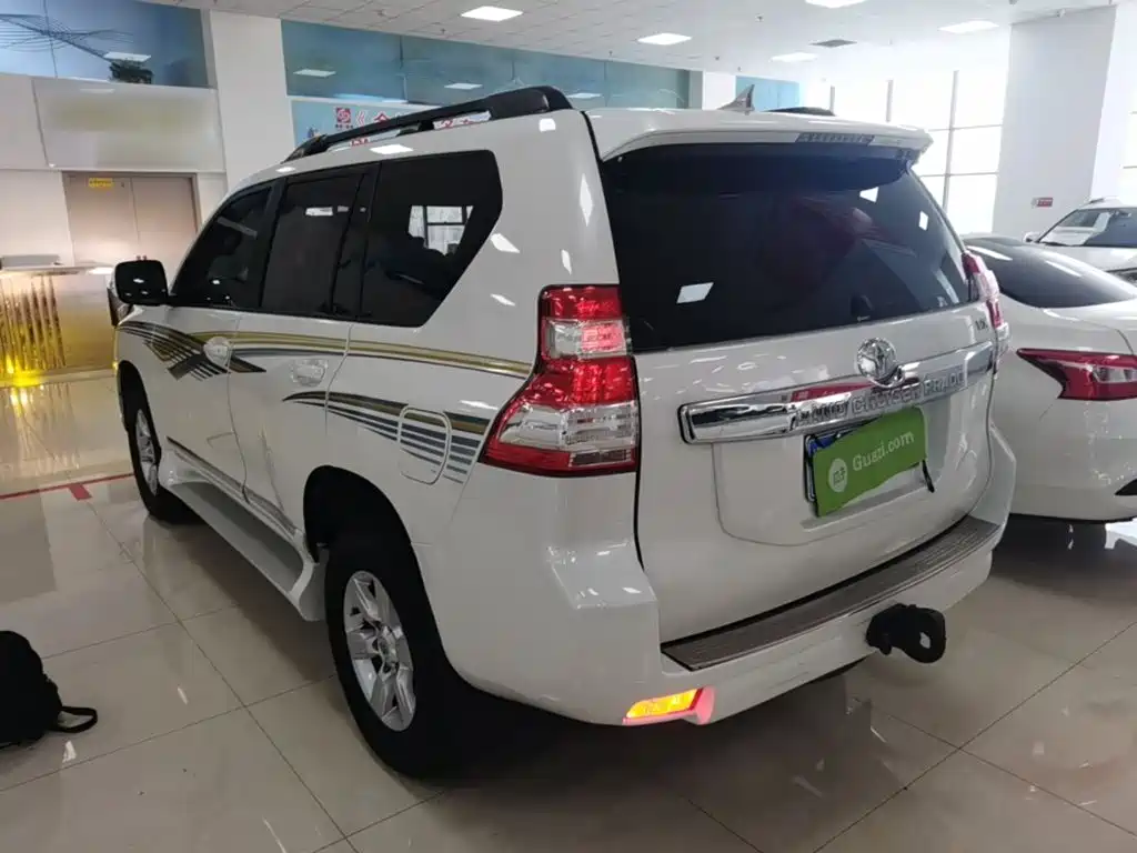 Toyota Prado — миниатюра 5