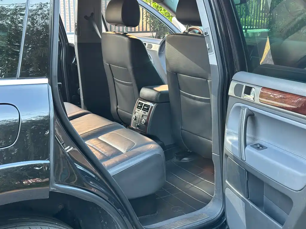 Volkswagen Touareg 2010 4.2