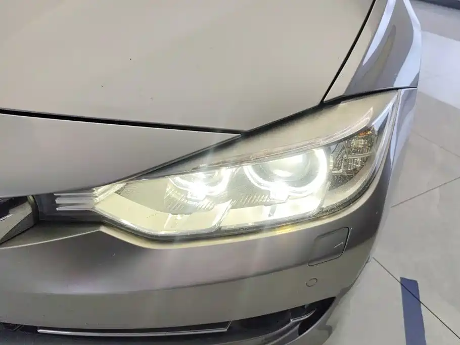 BMW 3 Series — миниатюра 5