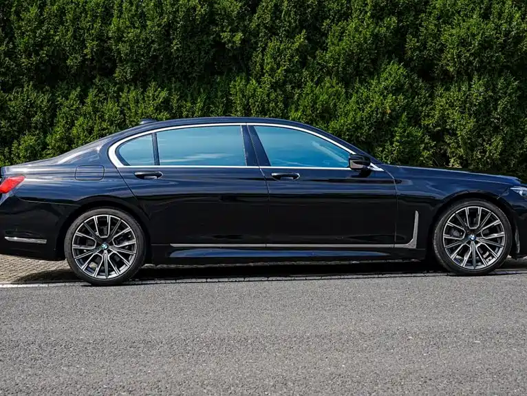 BMW 7 Series 7 2018 740Li xDrive Premium M Sport
