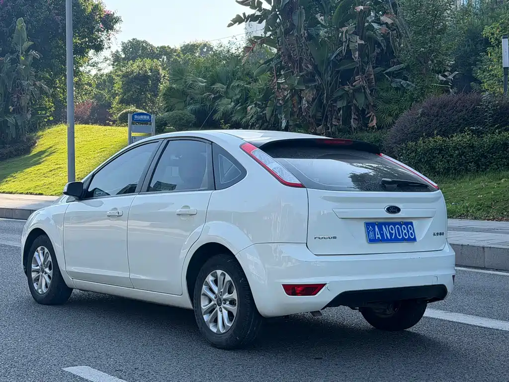 Ford Focus — миниатюра 13
