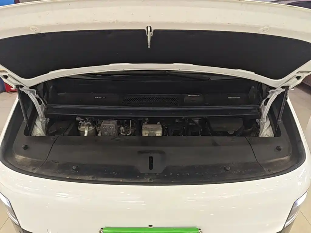 Li Auto Li MEGA — миниатюра 20