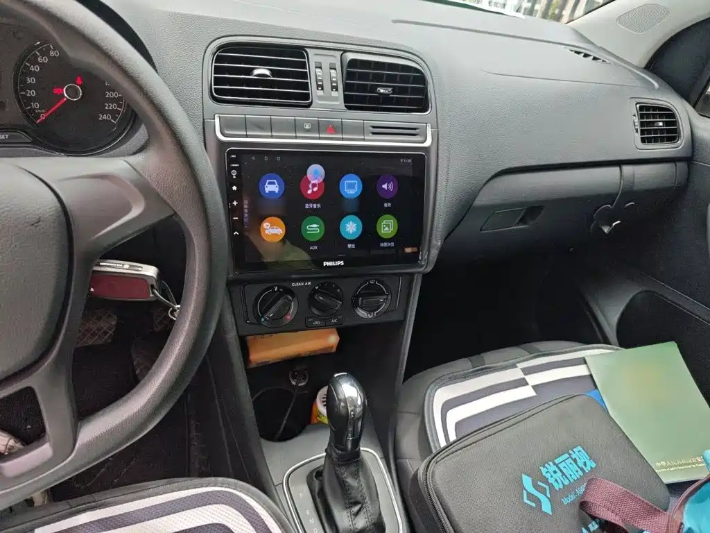 Volkswagen Polo — миниатюра 6