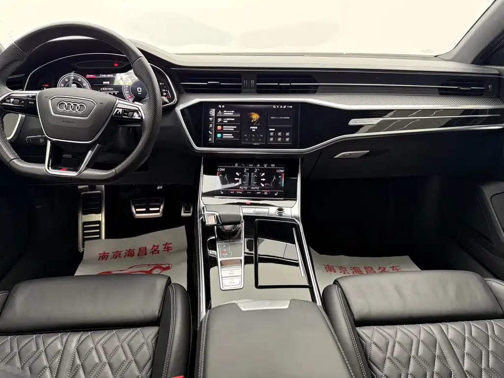 Audi A7 2023 55 TFSI quattro Premium