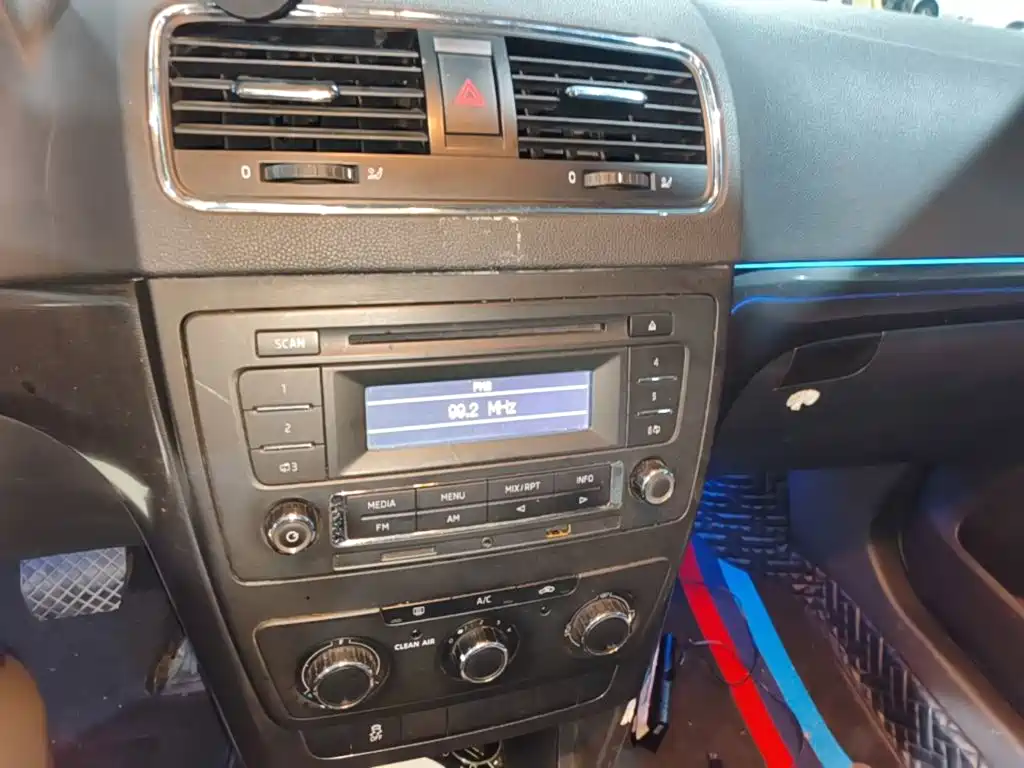 Skoda Yeti — миниатюра 13