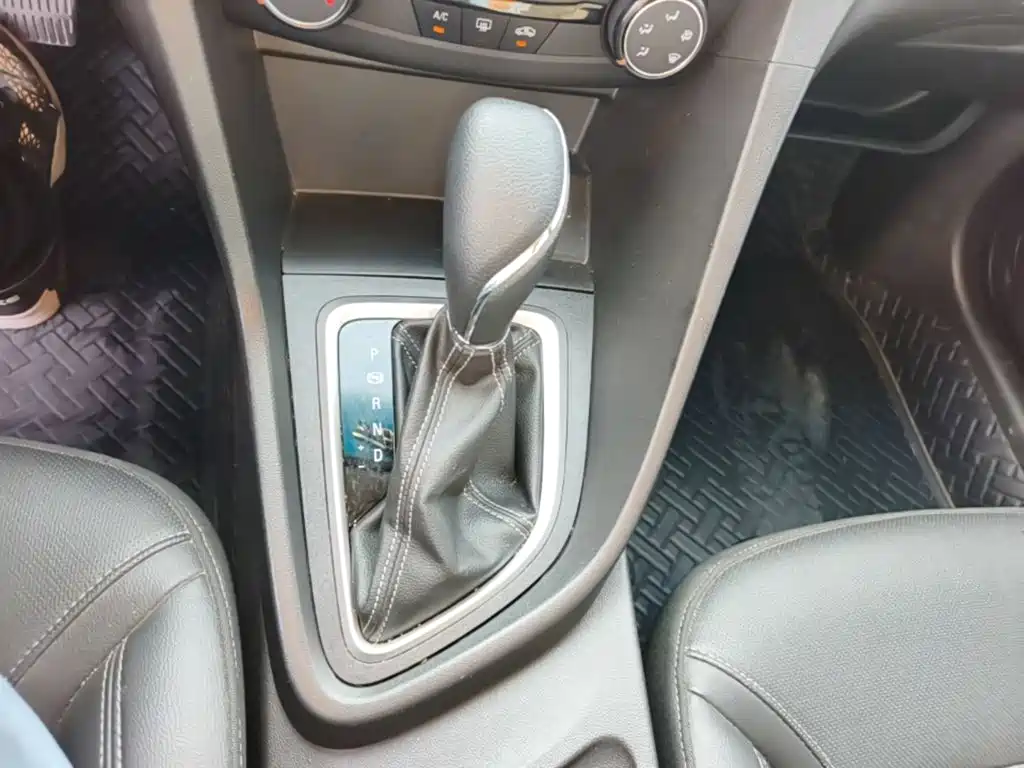 Buick Excelle — миниатюра 14