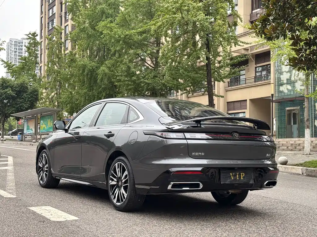 Changan Eado — миниатюра 4