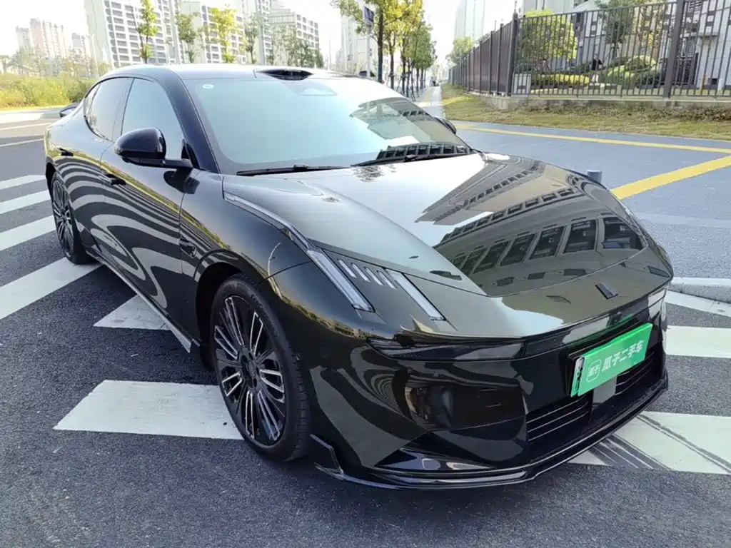Lynk & Co 10 — миниатюра 4