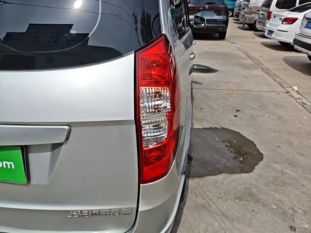 Wuling Hongguang — миниатюра 8