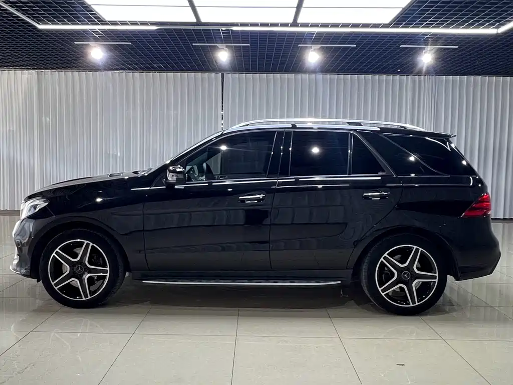 Mercedes-Benz GLE AMG — миниатюра 3