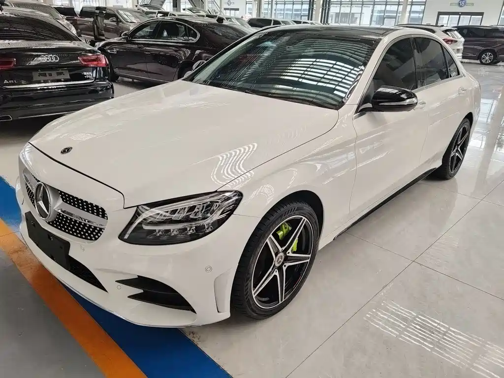 Mercedes-Benz C-Class 2020