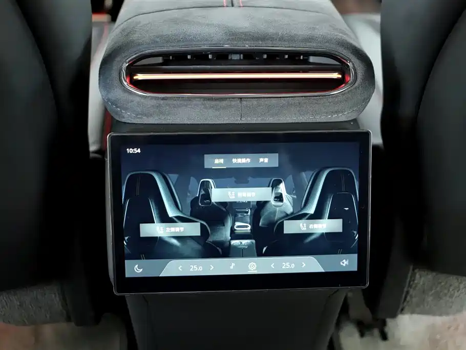 LOTUS SPORTS CAR ELETRE