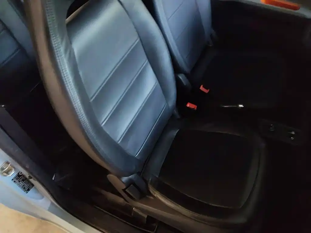 Wuling MINIEV — миниатюра 25