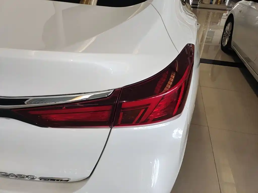 Changan Eado — миниатюра 8