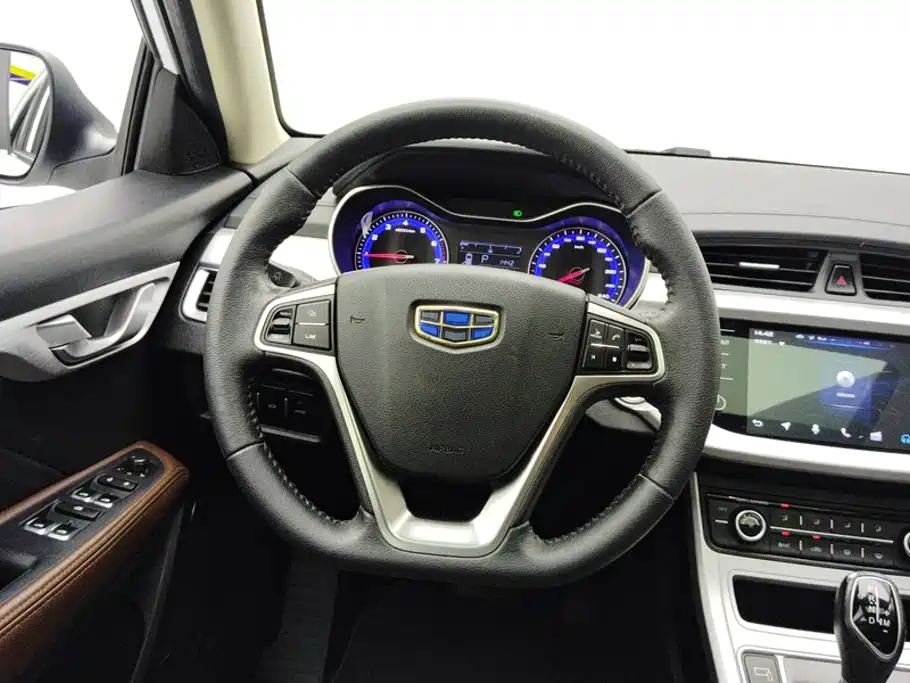 Geely Vision — миниатюра 15