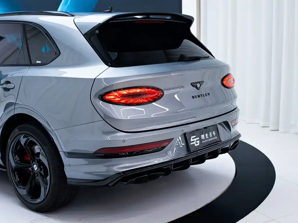 Bentley Bentayga — миниатюра 22