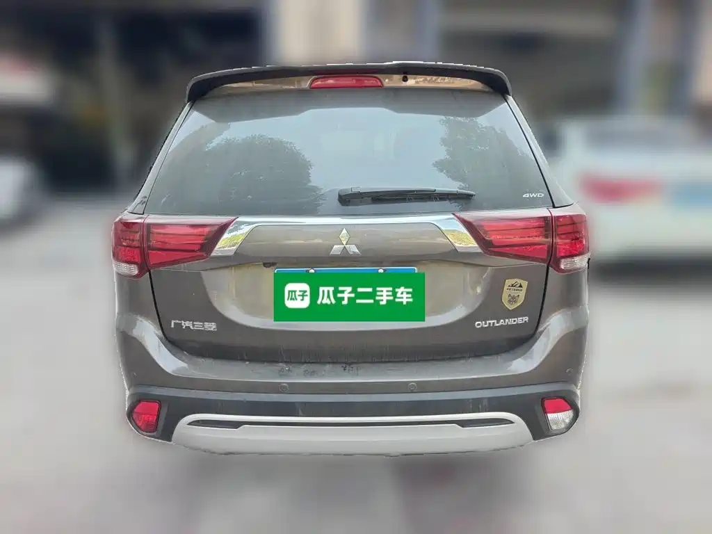Mitsubishi Outlander — миниатюра 3