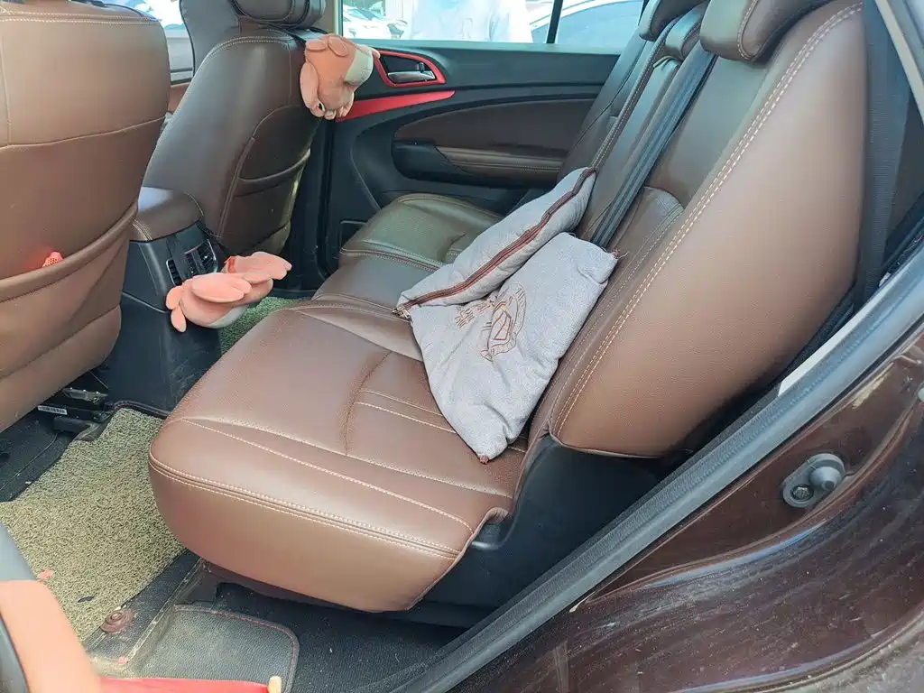 BYD S7 — миниатюра 13