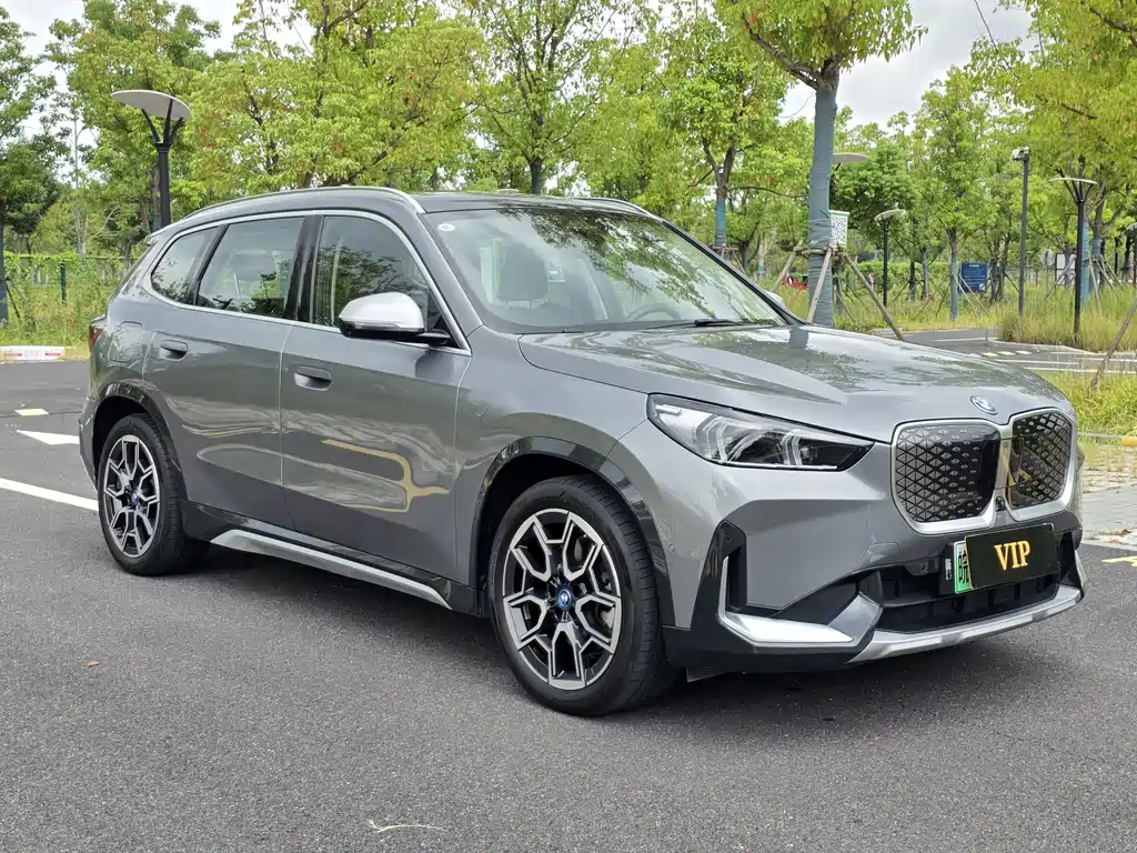 BMW iX1 — миниатюра 3