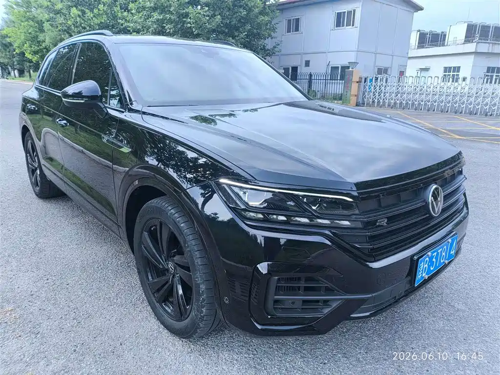 Volkswagen Touareg 2022 3.0TSI Sport