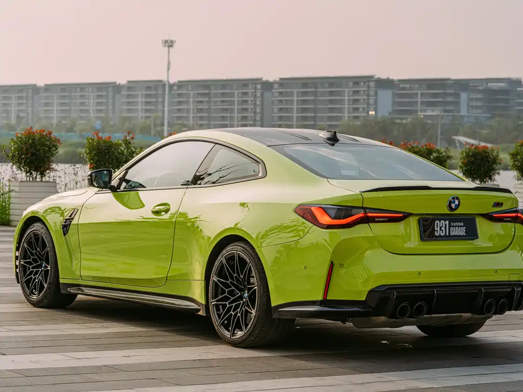 BMW M4 2022 M4