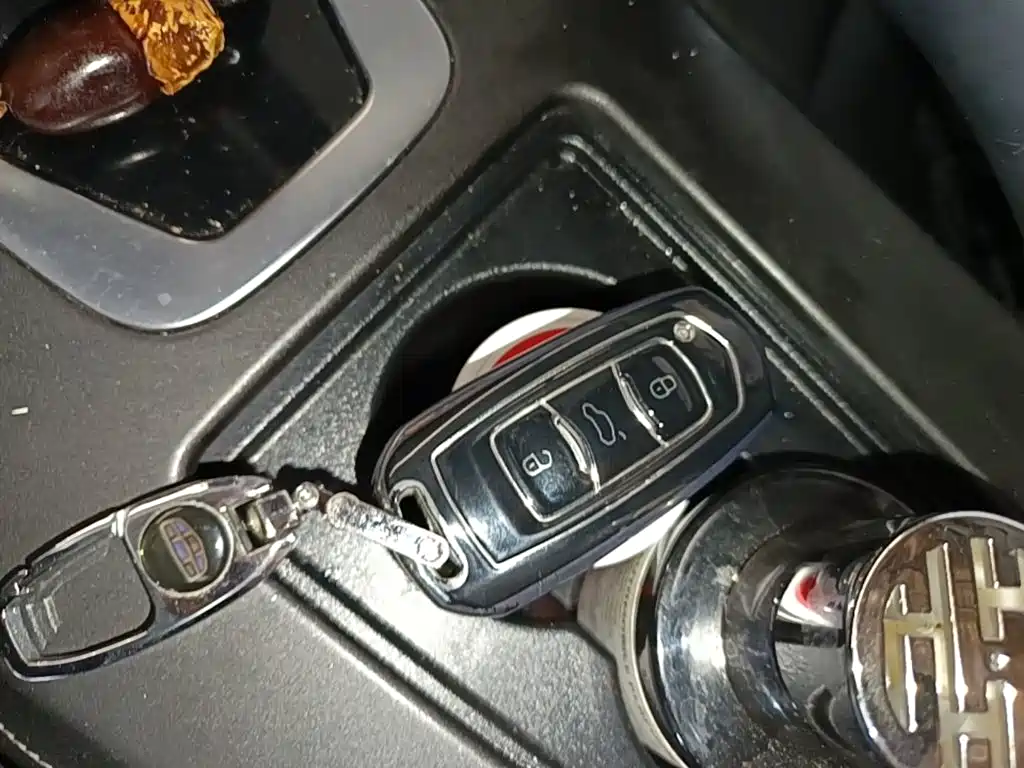 Geely Boyue — миниатюра 9