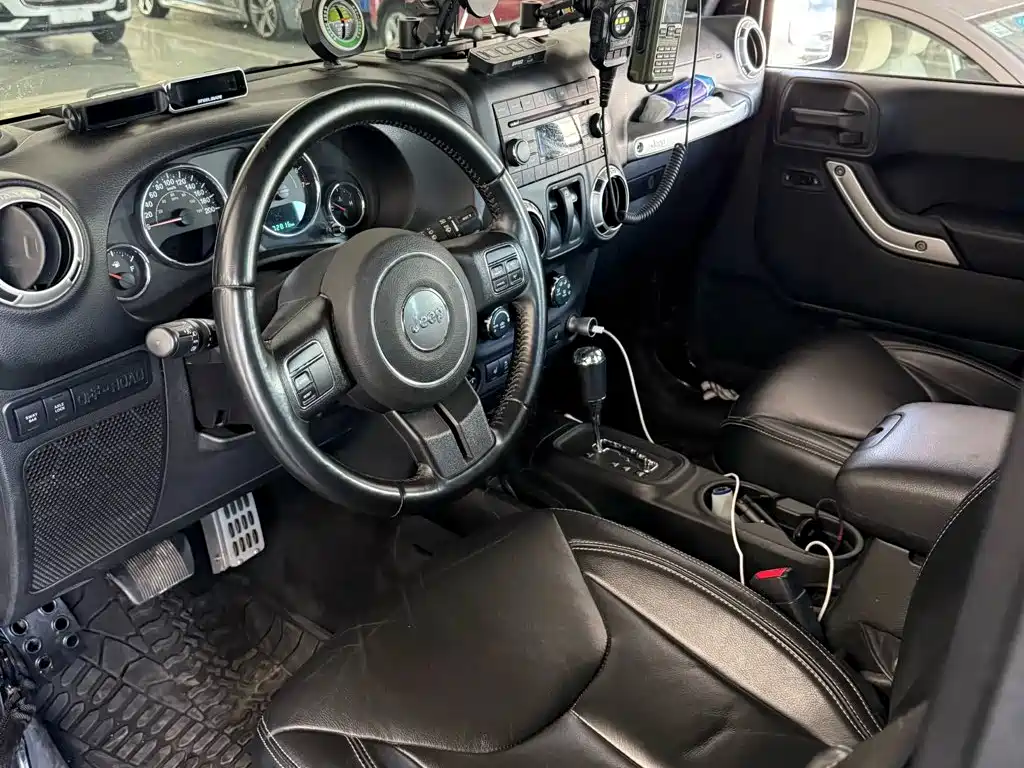 Jeep Wrangler — миниатюра 5