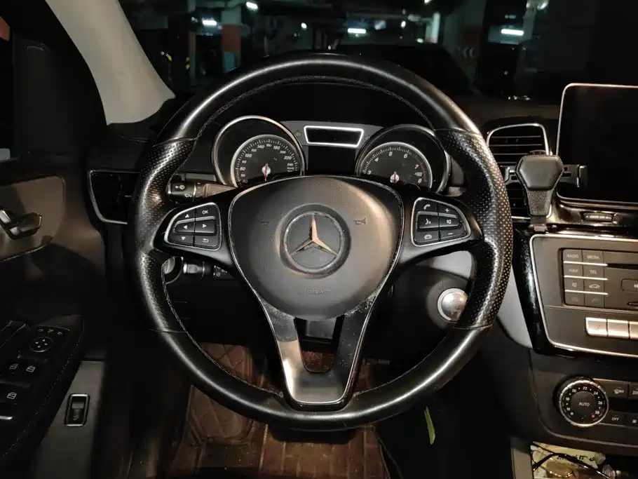 Mercedes-Benz GLE Coupe — миниатюра 15