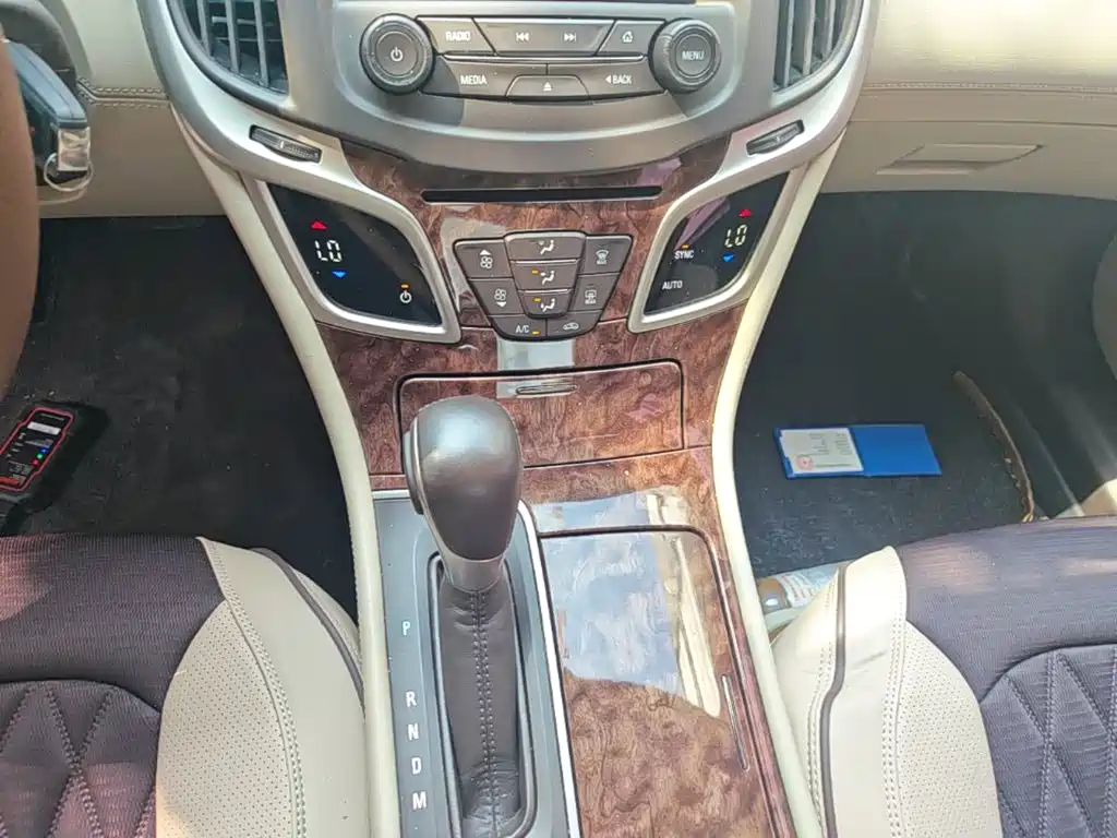 Buick LaCrosse — миниатюра 14