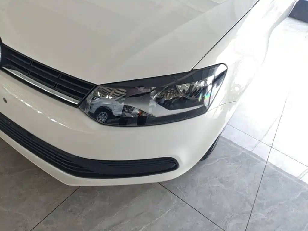 Volkswagen Polo — миниатюра 24