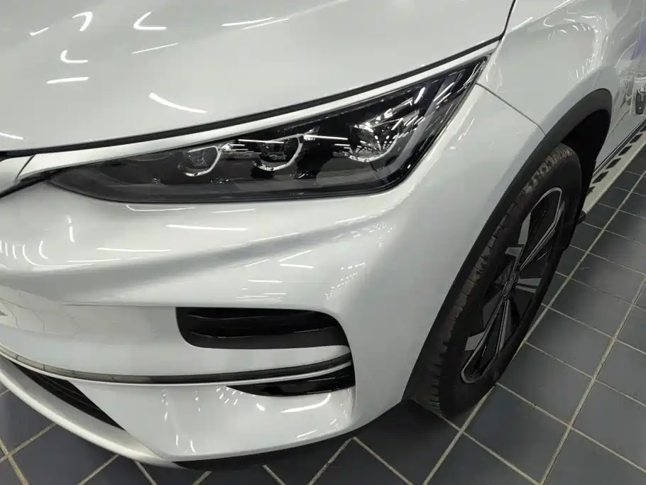 BYD Tang New Energy — миниатюра 5