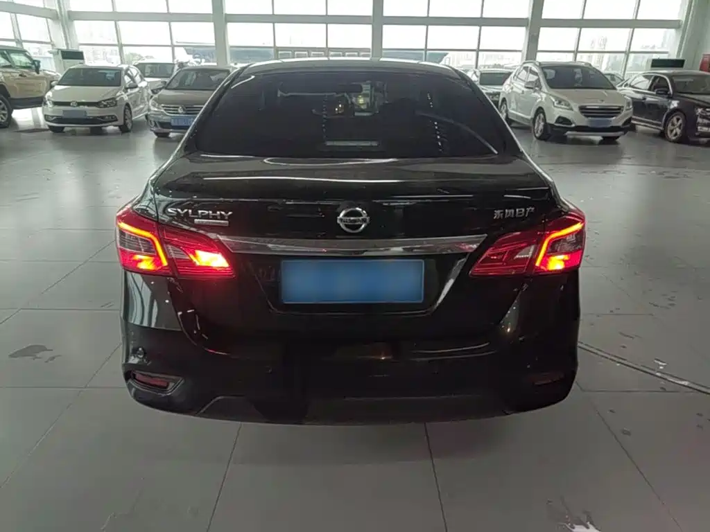 Nissan Sylphy — миниатюра 6