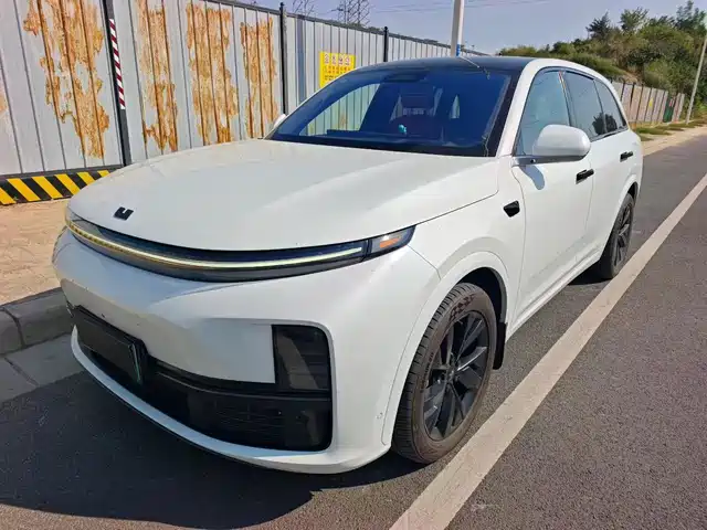Li Auto L7