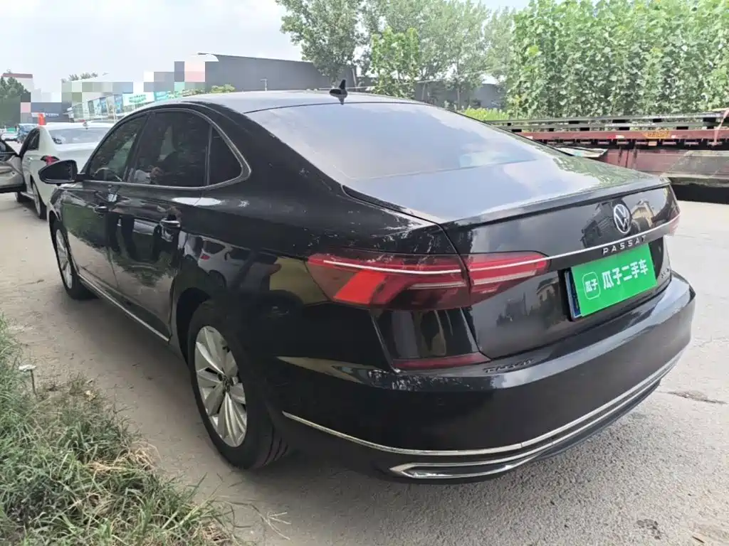 Volkswagen Passat — миниатюра 5
