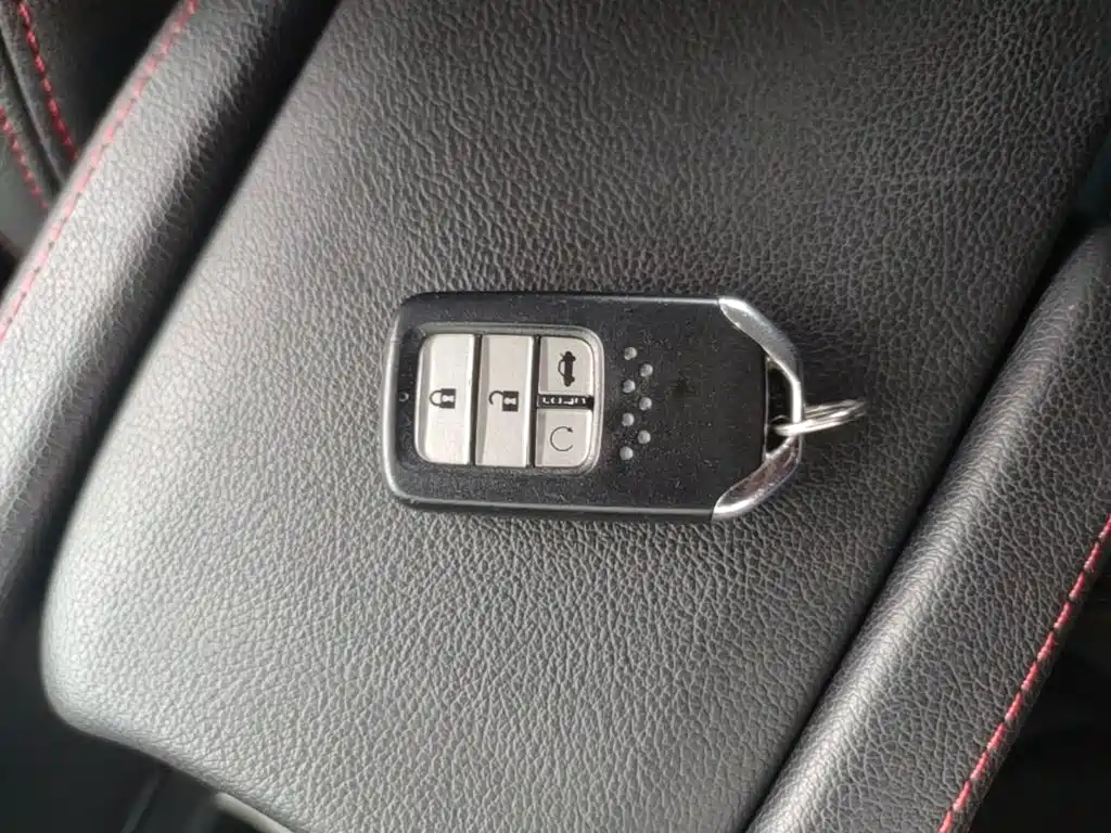 Honda Civic — миниатюра 13
