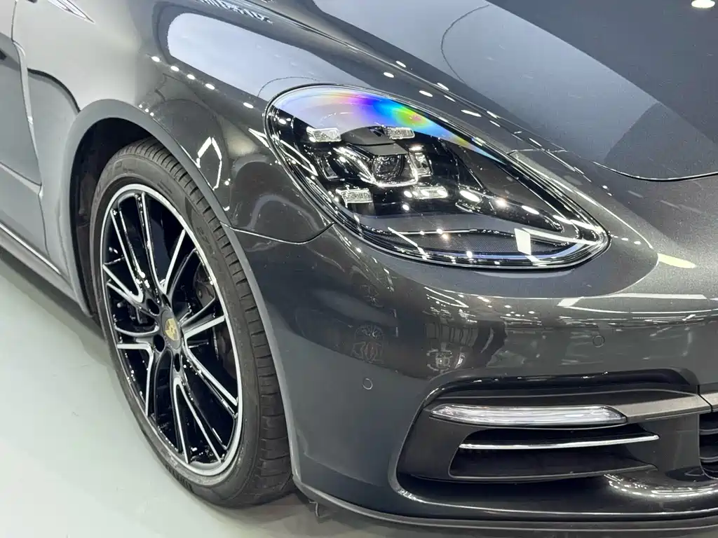 Porsche Panamera — миниатюра 13