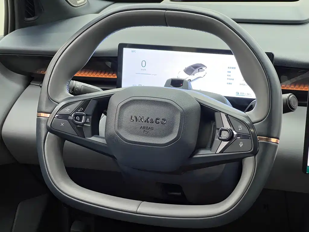 Lynk & Co Z20 — миниатюра 22