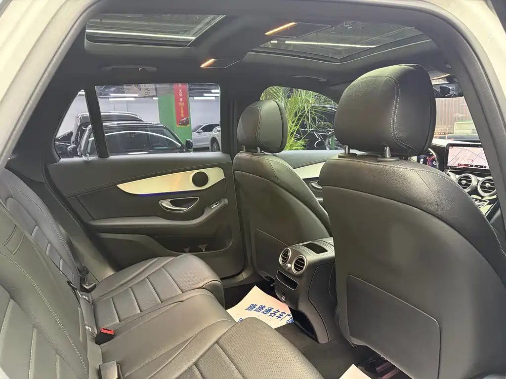 Mercedes-Benz GLC — миниатюра 10