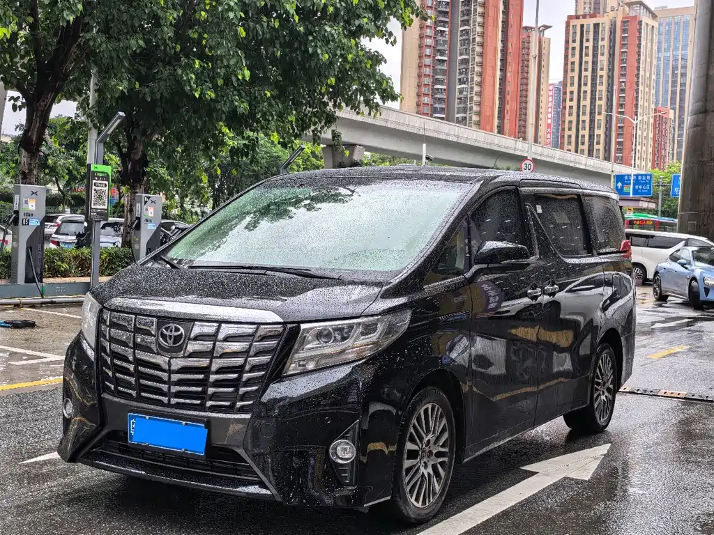 Toyota Alphard 2015 3.5L Luxury