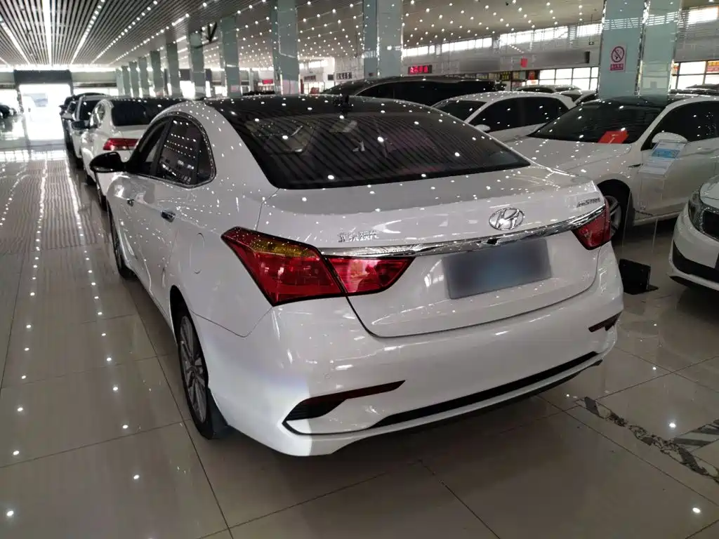 Hyundai Mistra — миниатюра 11