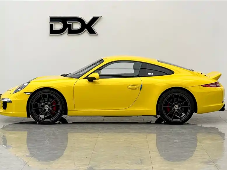 Porsche 911 2012 Carrera S 3.8L